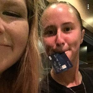 Meet your Posher, Molly